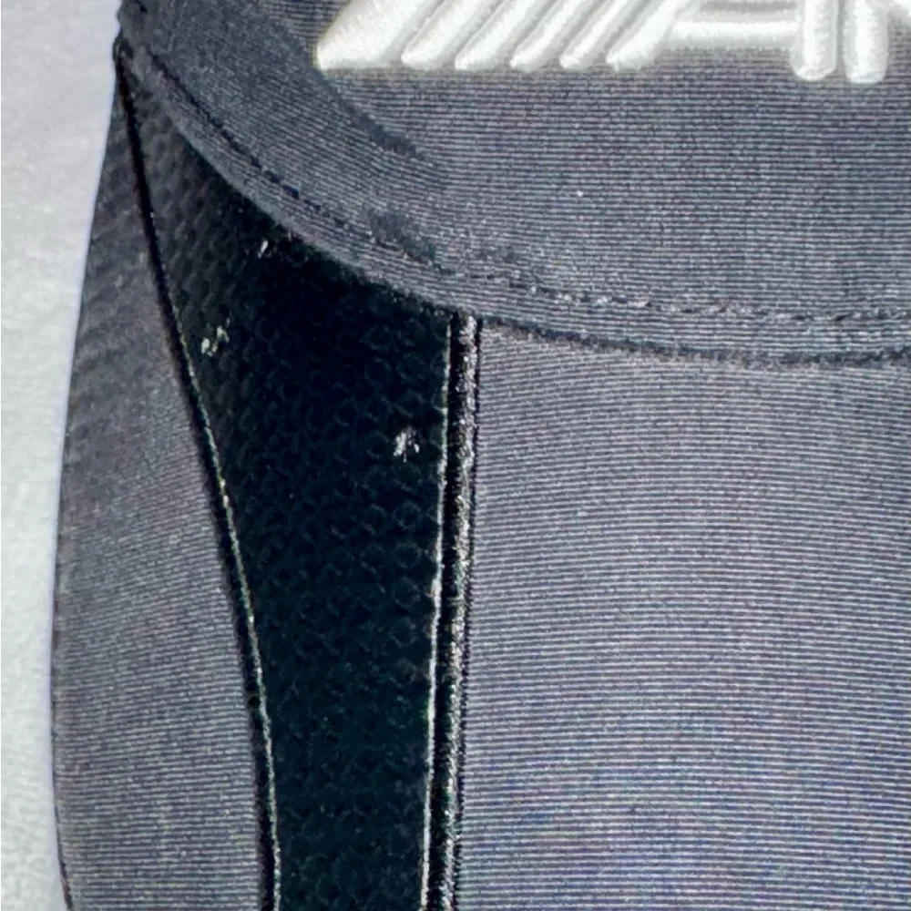 AMG Black Cap - Picture 2 of 8